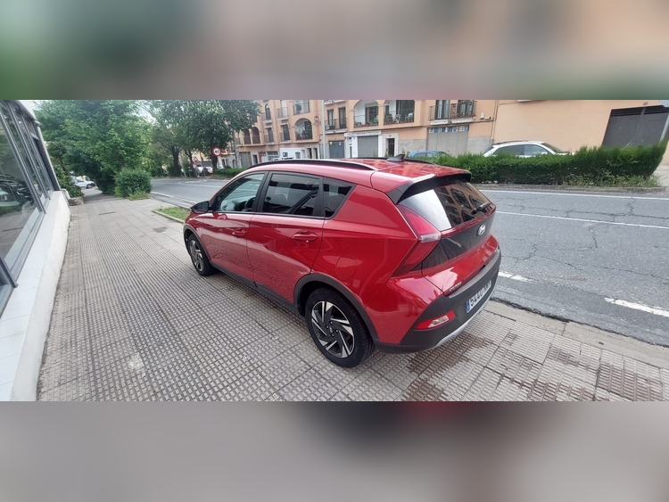 Hyundai BAYON 1.0 foto 3